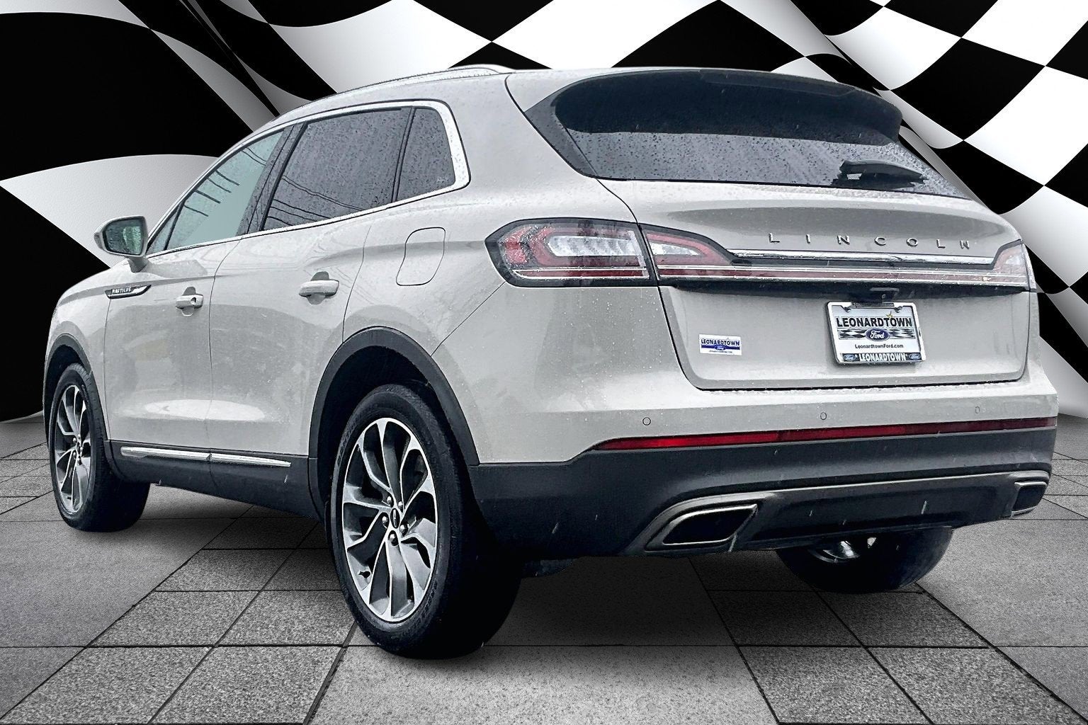 2021 Lincoln Nautilus Reserve