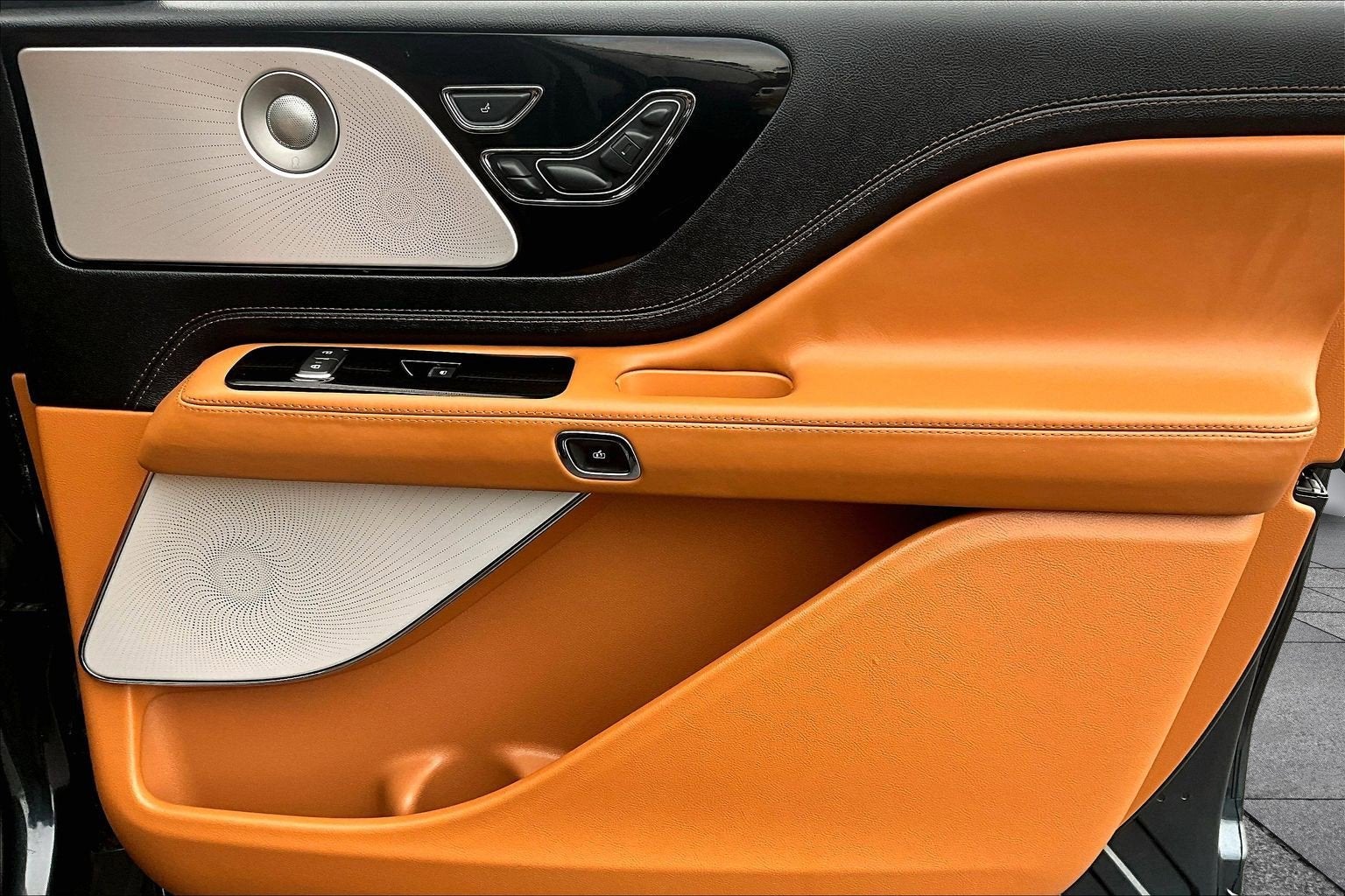 2020 Lincoln Aviator Black Label