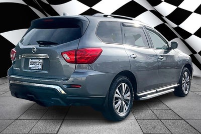 2020 Nissan Pathfinder S