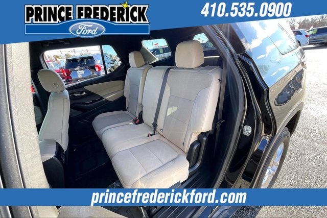 2022 Chevrolet Traverse LS