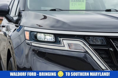 2023 Kia Carnival LX