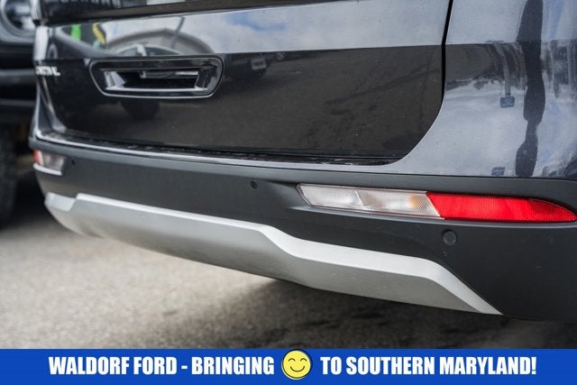 2023 Kia Carnival LX