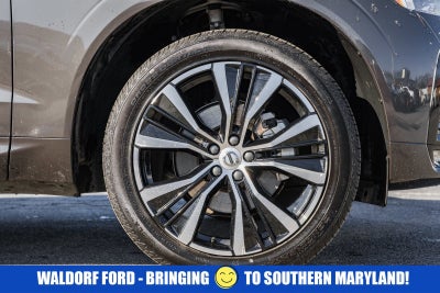 2025 Volvo XC60 Plus