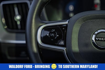 2025 Volvo XC60 Plus