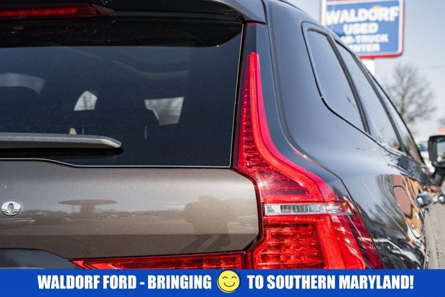 2025 Volvo XC60 Plus