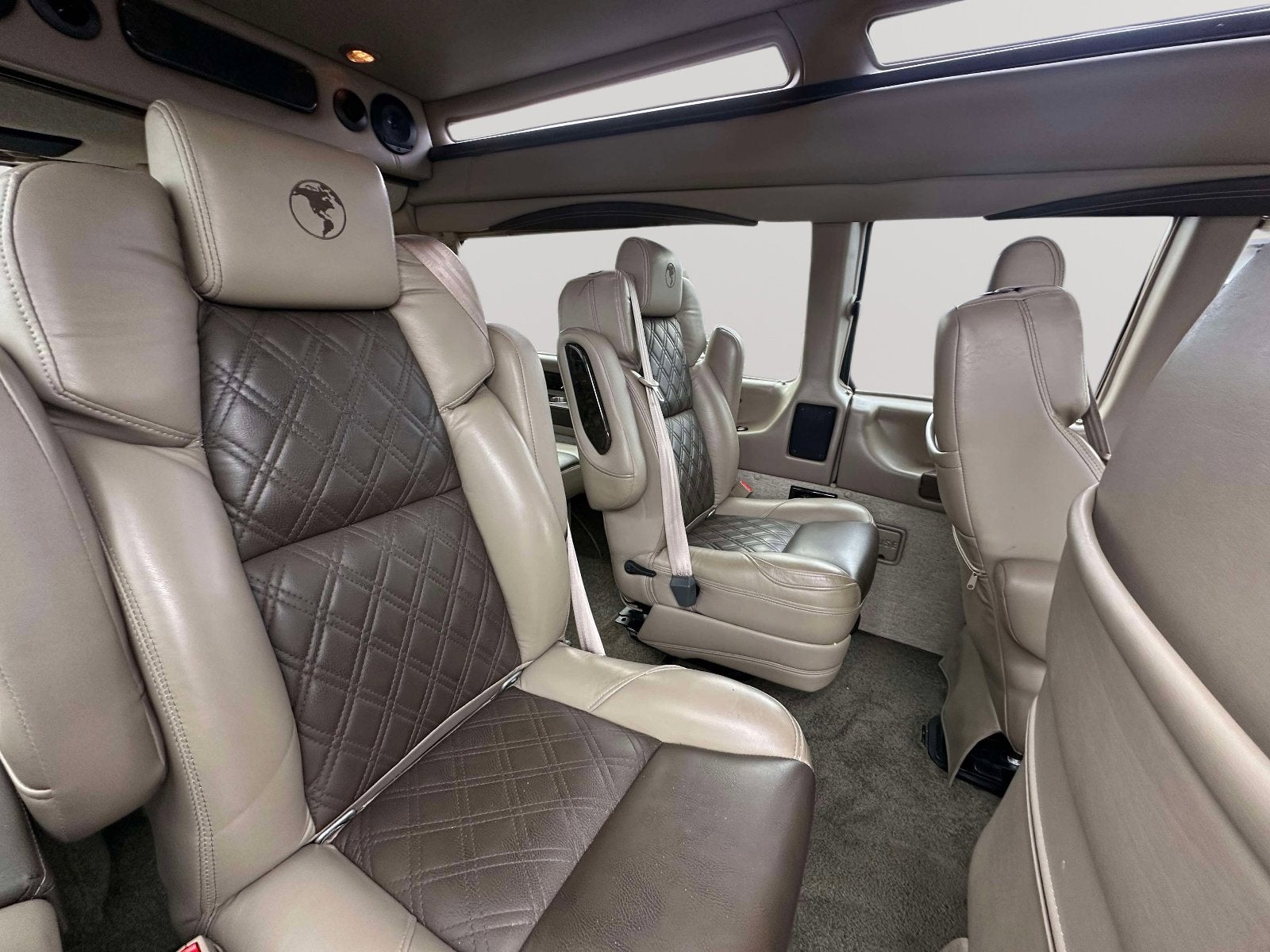 2022 Chevrolet Express Cargo 2500 WT