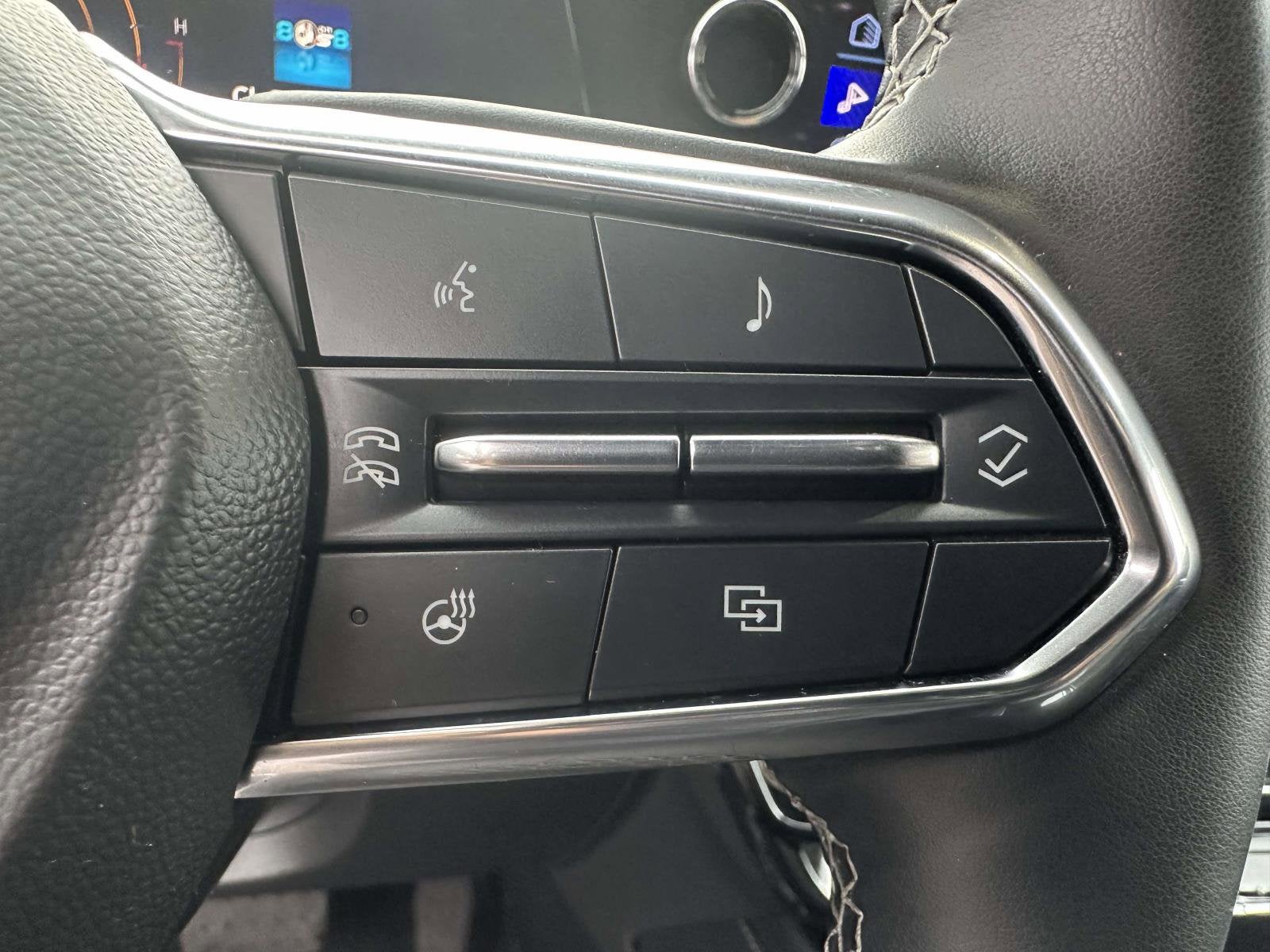 2024 Chevrolet Traverse LS