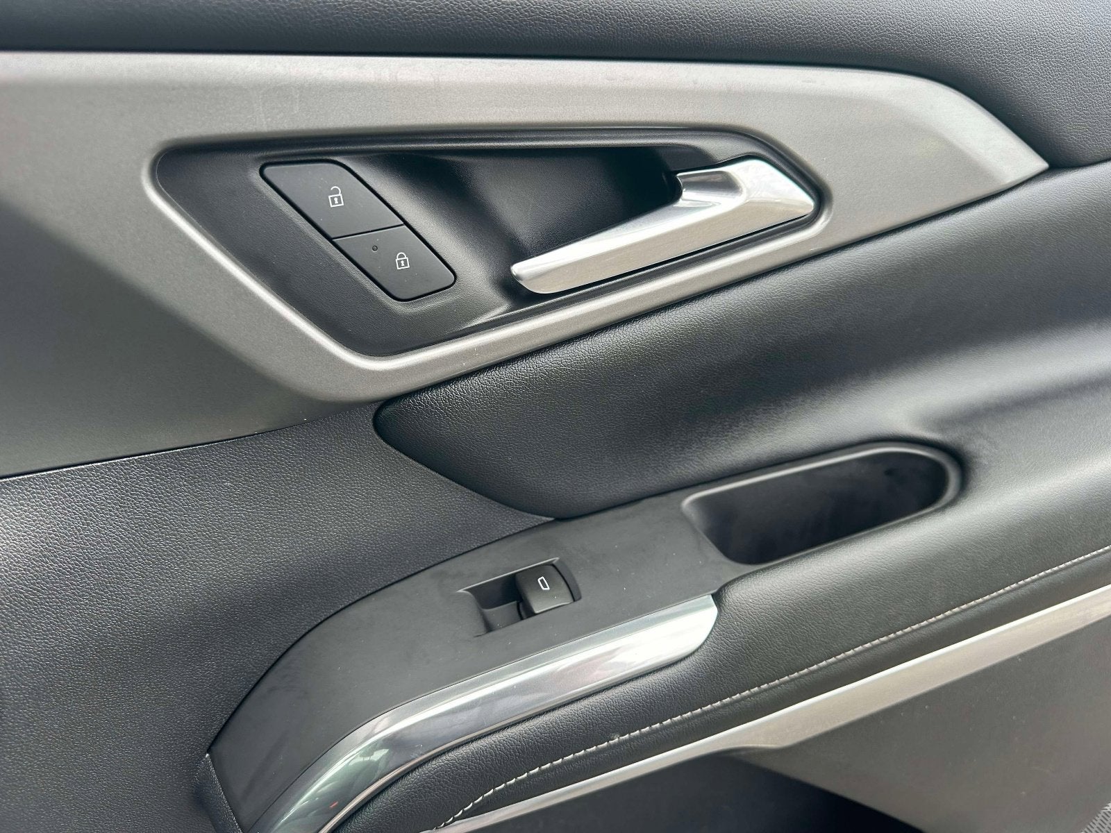 2024 Chevrolet Traverse LS