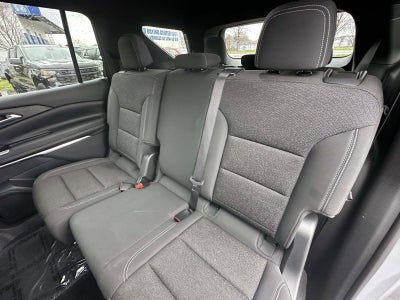 2024 Chevrolet Traverse LS