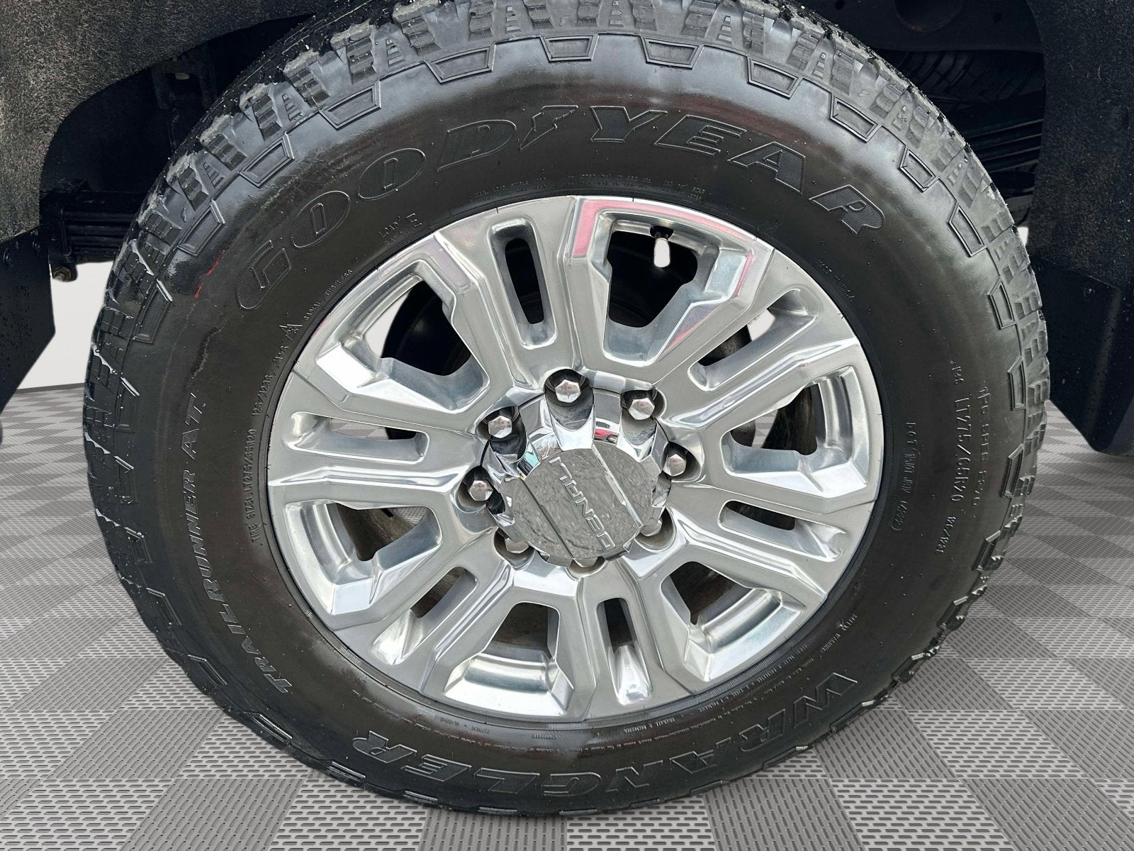 2023 GMC Sierra 2500 HD Denali