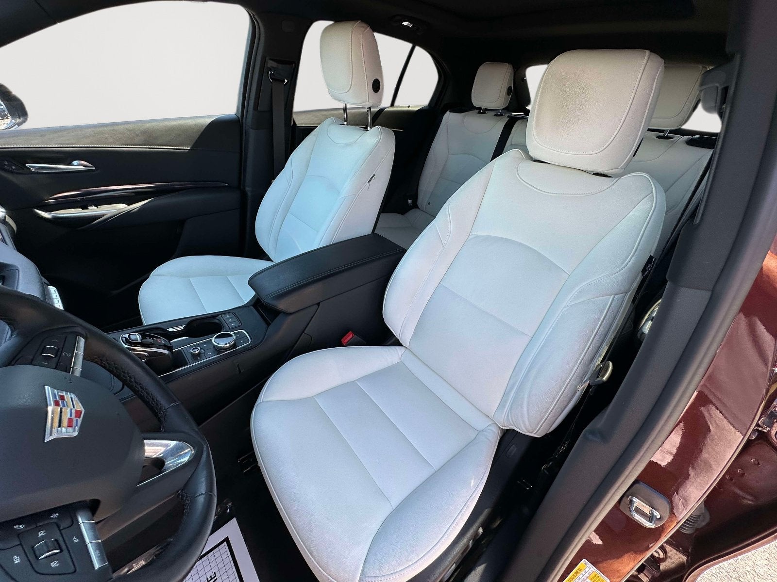 2022 Cadillac XT4 FWD Luxury