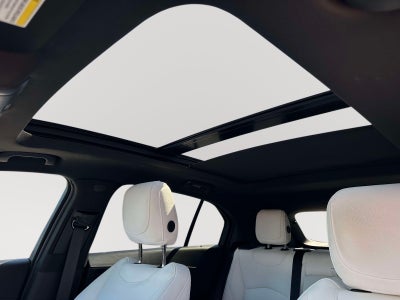 2022 Cadillac XT4 FWD Luxury