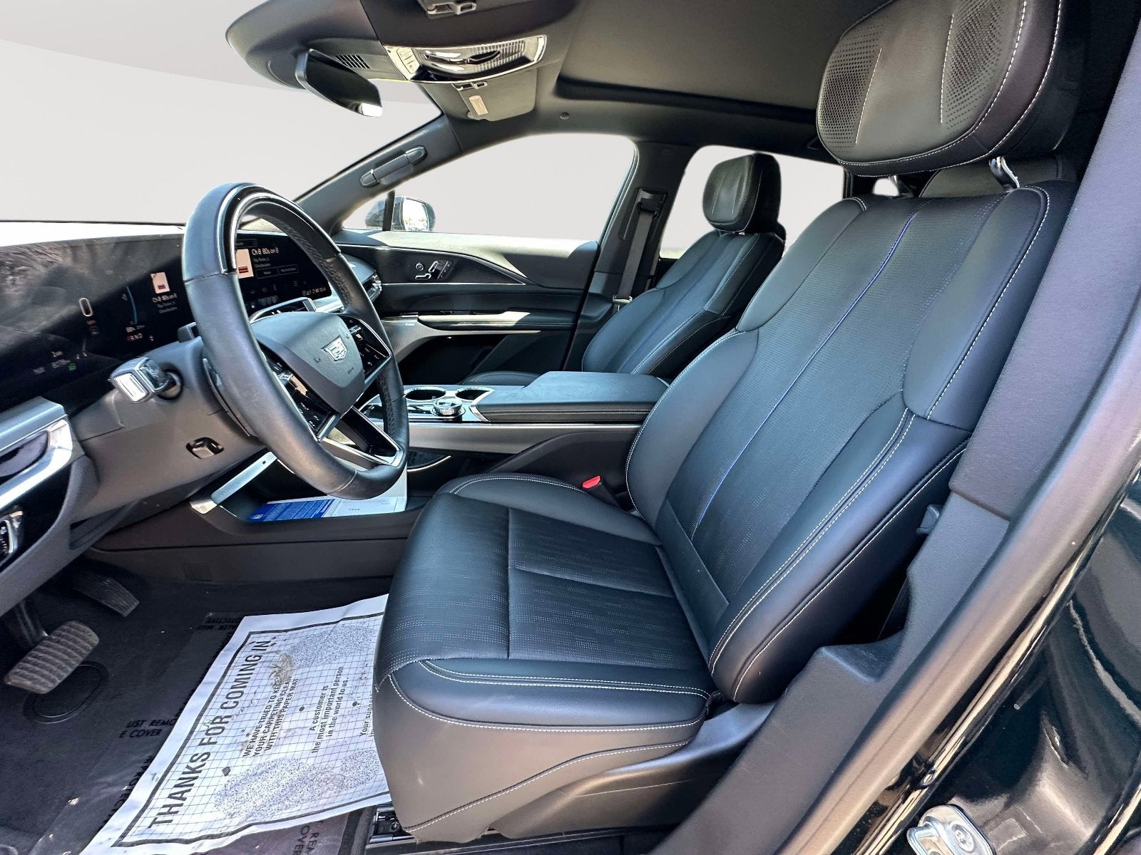 2024 Cadillac LYRIQ Sport 2
