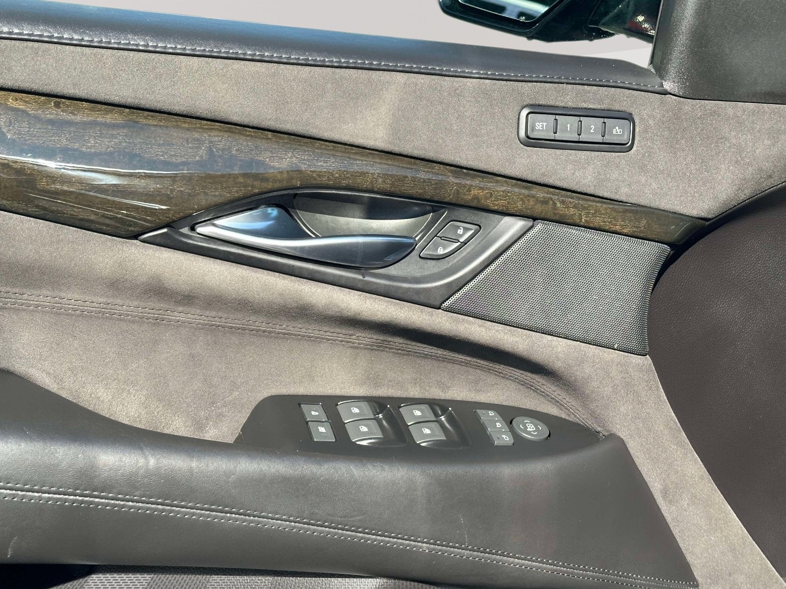 2018 Cadillac Escalade Platinum