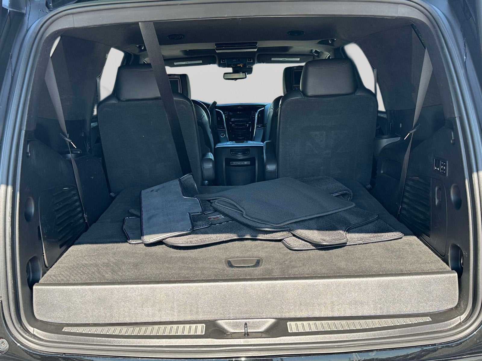 2018 Cadillac Escalade Platinum