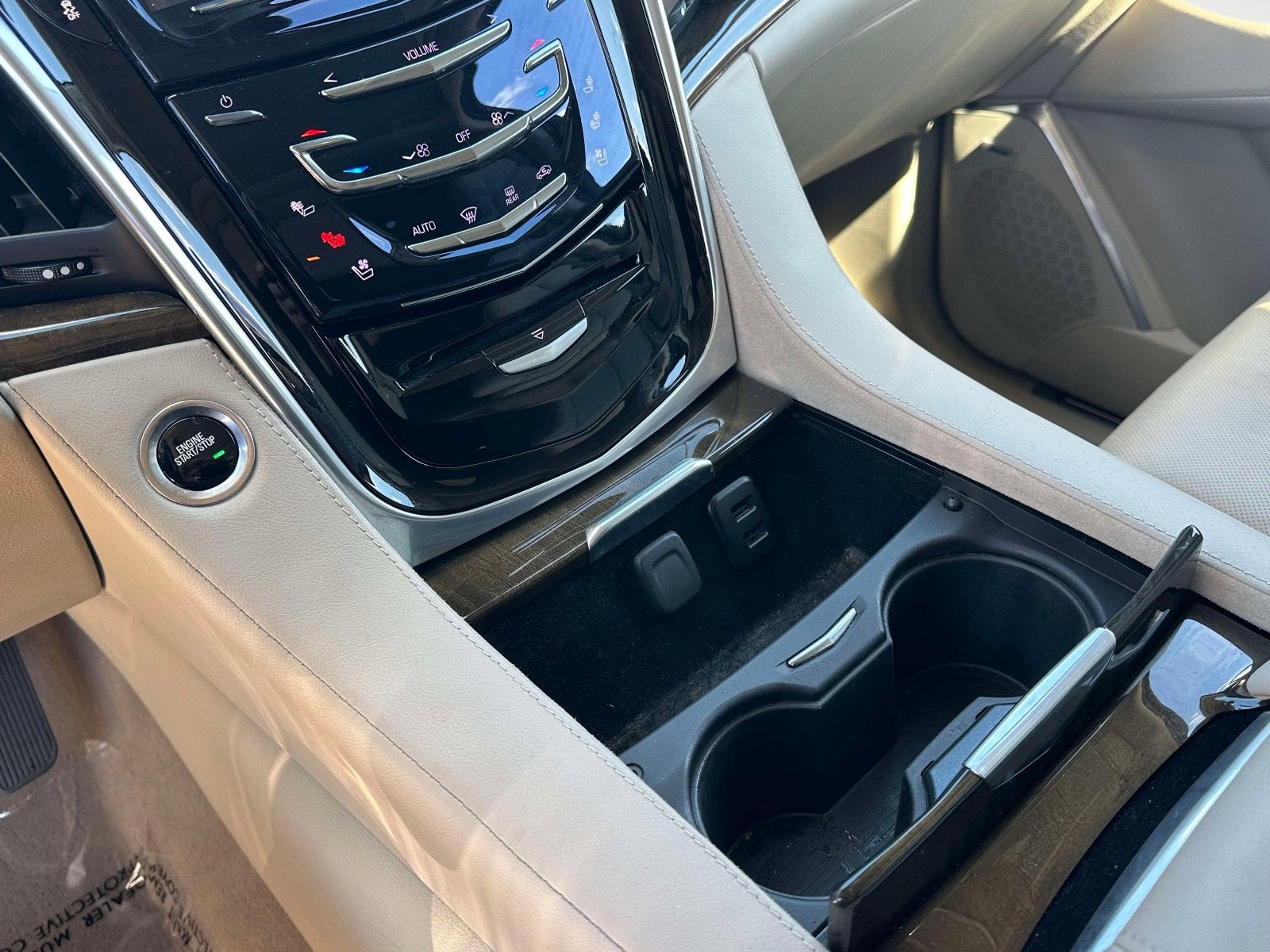 2020 Cadillac Escalade ESV Premium Luxury