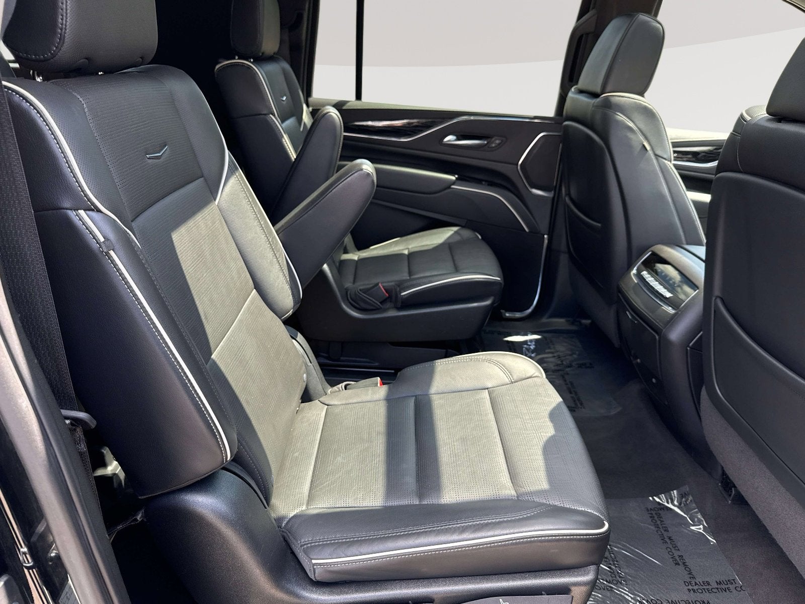 2023 Cadillac Escalade ESV Sport