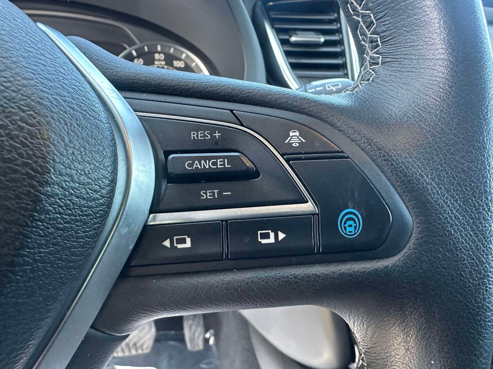 2024 INFINITI QX50 LUXE