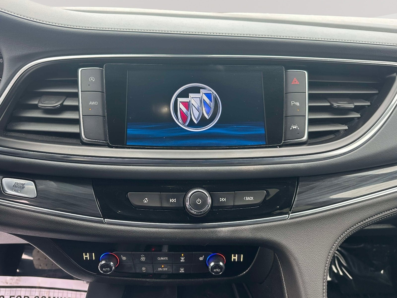 2023 Buick Enclave Essence