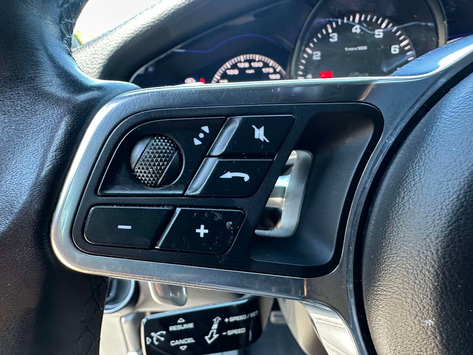 2018 Porsche Panamera Base